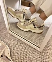 شوزات جاكيموس