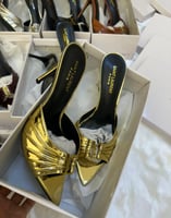 كعب سان لوران