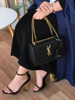 طقم سان لوران