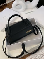 شنط جاكيموس