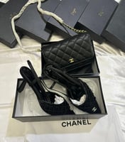 طقم مع جميع الملحقات