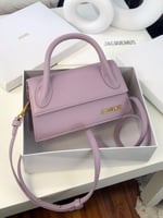 شنط جاكيموس