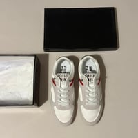 شوزات ميو ميو