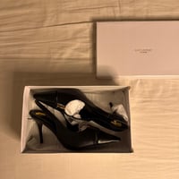 كعب سان لوران