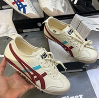 شوزات تايقر