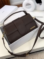 شنط جاكيموس