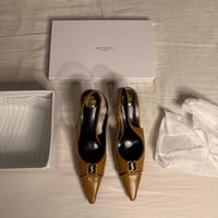 كعب سان لوران