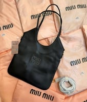 شنط ميو ميو