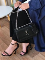 طقم سان لوران