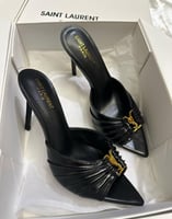 كعب سان لوران