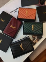 شنط سان لوران