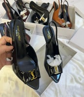 كعب سان لوران