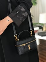 شنط سان لوران