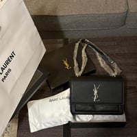 شنط سان لوران