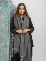 وشاح جوخ رصاصي