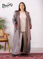 فروة سدو مع قبوع لون رصاصي