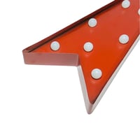 أضواء زينة بشكل سهم