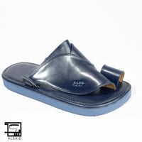 حذاء شرقي M/48