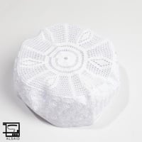 طاقية قماش نص جدار