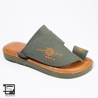 حذاء شرقي M/50