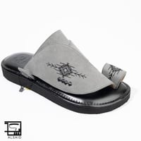 حذاء شرقي M/54