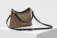 جملي مع مقبض اسود