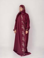 شرشف صلاة نسائي فاخر مطرز بنقوش نباتية