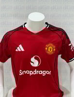 مانشستر يونايتد 25-26 الطقم الاساسي