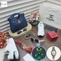 طقم نسائي ماركة شانيل كامل نفس الصورة