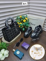 طقم ماركة ديور