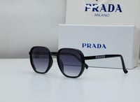 نظارة ماركة برادا للجنسين