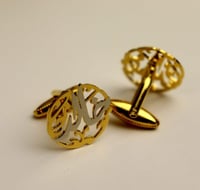 كبك بالاسم ذهبي وفضي