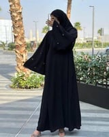 عباية مزينه بشك