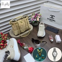 طقم نسائي ماركة شانيل كامل نفس الصورة