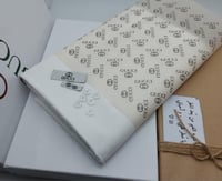 قماش رجالي فاخر بتصميم عصري وجودة مميزة