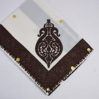 شال كشميري فاخر - تصميم أنيق بخامة عالية الجودة