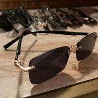 نظارة شمسيه ب تصميم فريد