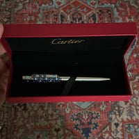 قلم كارتيه ازرق فرار بملحقات كارتيه