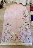 سجاده تركيه مخمليه مبطنه بتصميم أزهار ورد وجلال صل...