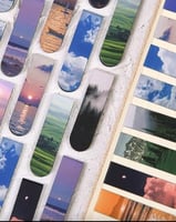 فاصل مغناطيسي لتقسيم الصفحات بتصميمات منظر طبيعي