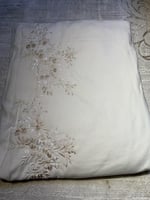 جلال صلاه قطن بارد مطرز تطريز ورود ناعمه - لون سكر...