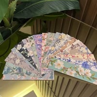 فاصل ورقي للقراءه بأشكال زهور ونباتات