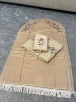 طقم سجاده مخمل مبطن 2 سم مطرز وجلال صلاه قطن بارد...