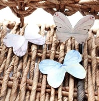 إشارات تقسيم مغناطيسيه على شكل فراشه جميله -٤ علام...