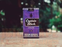 دخان كابتن بلاك عنب CAPTAIN BLACK GRAPE