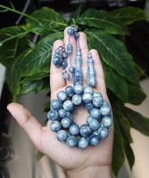 سبحة فاتوران سماوي غامق تمليكة