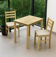 طاولة طعام مودرن خشب ماليزي مع 2 كرسي - لون خشبي