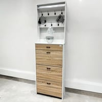 خزانه احذيه من الخشب بثلاث ابواب و درج واحد مع علا...