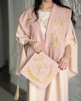 عبايات تخرج 2025 تفصيل حسب الطلب