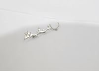 بروش اطفال بالاسم بللون الفضي